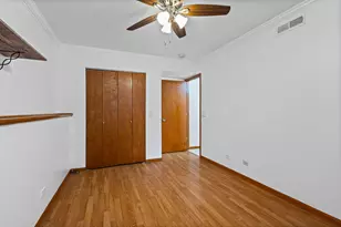 9970 W Oak Forest Dr, Beach Park, IL 60099 - Photo 25
