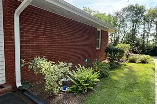 3899 S Weldon Rd, Winnebago, IL 61088 - Photo 9