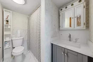 10230 Washington Ave, Oak Lawn, IL 60453 - Photo 13