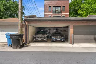 1955 W Barry St, Chicago, IL 60657 - Photo 25