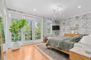 1955 W Barry St, Chicago, IL 60657 - Photo 13