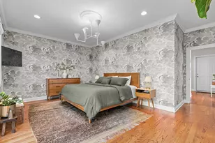 1955 W Barry St, Chicago, IL 60657 - Photo 11