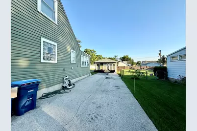 321 E Medill Avenue, Northlake, IL 60164 - Photo 23