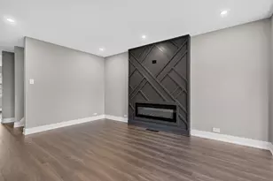 3653 W 107th St, Chicago, IL 60655 - Photo 17