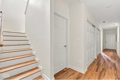 1118 W 19th Street, Chicago, IL 60608 - Photo 13
