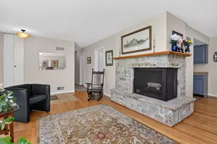 4218 Seeley Ave, Downers Grove, IL 60515 - Photo 3