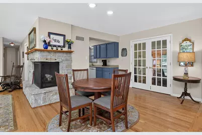 4218 Seeley Avenue, Downers Grove, IL 60515 - Photo 5