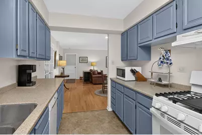 4218 Seeley Avenue, Downers Grove, IL 60515 - Photo 7