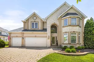 6 W Jayne St, Lemont, IL 60439 - Photo 1