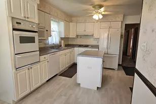 573 Gordon Ave, Calumet City, IL 60409 - Photo 15