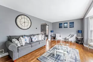 9144 S Utica Ave, Evergreen Park, IL 60805 - Photo 5
