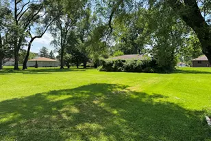 17941 S Highland Ave, Tinley Park, IL 60477 - Photo 5