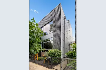 2109 W Race Avenue, Chicago, IL 60612 - Photo 1