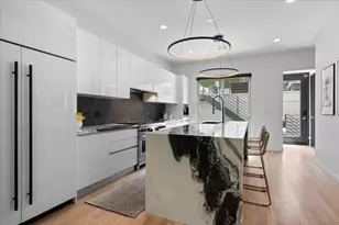 2109 W Race Ave, Chicago, IL 60612 - Photo 11