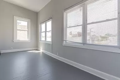 4754 N Lincoln Avenue #3, Chicago, IL 60625 - Photo 13