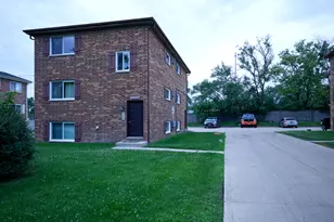 21W215 Tee Ln, Itasca, IL 60143 - Photo 1