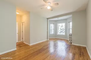 431 E Oakwood Blvd, Chicago, IL 60653 - Photo 3