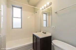 431 E Oakwood Blvd, Chicago, IL 60653 - Photo 5