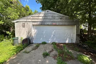 244 W Homer St, Freeport, IL 61032 - Photo 9