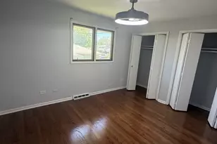 942 E 168th St, South Holland, IL 60473 - Photo 13
