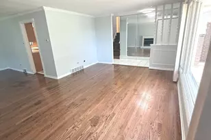 942 E 168th St, South Holland, IL 60473 - Photo 3