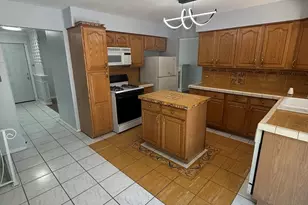942 E 168th St, South Holland, IL 60473 - Photo 11