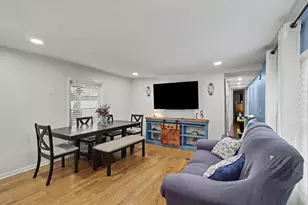 7500 Elmhurst Rd, Des Plaines, IL 60018 - Photo 3