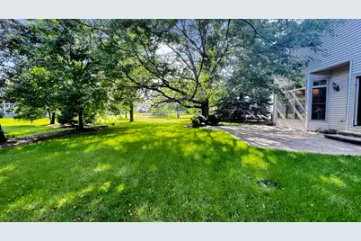 4824 Clearwater Lane, Naperville, IL 60564 - Photo 3