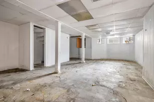 1907 W Irving Park Rd, Chicago, IL 60613 - Photo 23