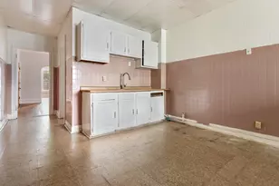 1907 W Irving Park Rd, Chicago, IL 60613 - Photo 17