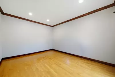 212 E 44th Street #3, Chicago, IL 60653 - Photo 11