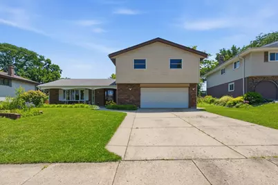 160 Fairfield Way, Bloomingdale, IL 60108 - Photo 1