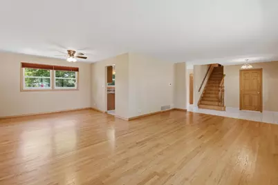 160 Fairfield Way, Bloomingdale, IL 60108 - Photo 5