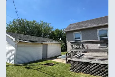 637 Crosat Street, Lasalle, IL 61301 - Photo 3