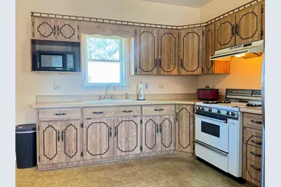 637 Crosat Street, Lasalle, IL 61301 - Photo 15