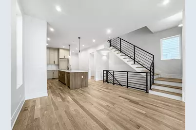 1728 N Sawyer Avenue #Front, Chicago, IL 60647 - Photo 7