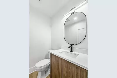 1728 N Sawyer Avenue #Front, Chicago, IL 60647 - Photo 11