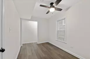 4971 N Kolmar Ave, Chicago, IL 60630 - Photo 9