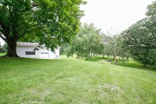 1742 Wolverine Rd, Dixon, IL 61021 - Photo 23