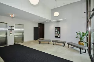 2740 N Pine Grove Ave, Chicago, IL 60614 - Photo 5