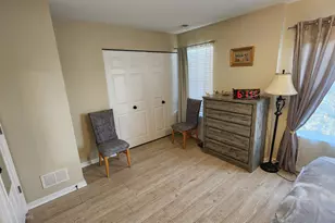 305 Holiday Ln, Hainesville, IL 60073 - Photo 23