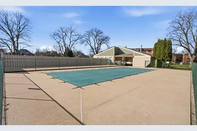 6443 Clarendon Hills Road #402, Willowbrook, IL 60527 - Photo 15