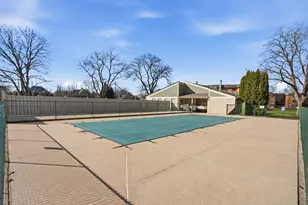 6443 Clarendon Hills Rd, Willowbrook, IL 60527 - Photo 15