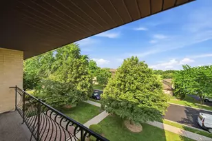 15128 Evergreen Dr, Orland Park, IL 60462 - Photo 3
