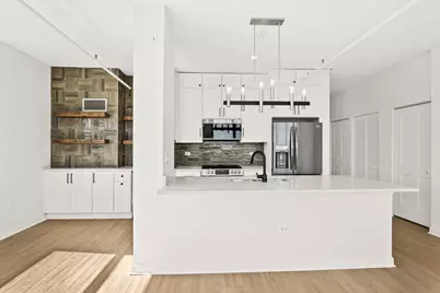 511 W Division Street #706, Chicago, IL 60610 - Photo 9