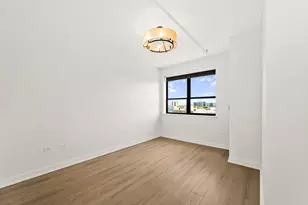 511 W Division St, Chicago, IL 60610 - Photo 13