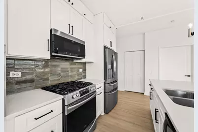 511 W Division Street #706, Chicago, IL 60610 - Photo 7