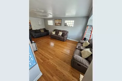 7249 S Sacramento Avenue, Chicago, IL 60629 - Photo 3
