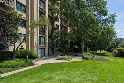 4601 W Touhy Avenue #412, Lincolnwood, IL 60712 - Photo 21