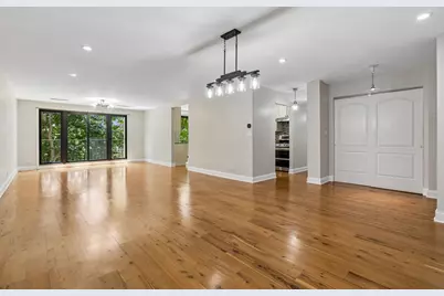 4601 W Touhy Avenue #412, Lincolnwood, IL 60712 - Photo 3